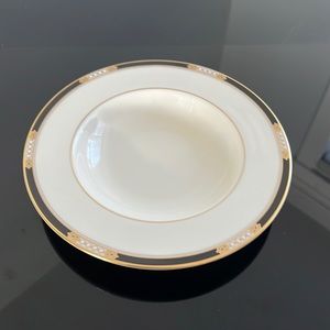Lenox Hancock Gold Rim Soup Bowl 8 3/8 inch Width